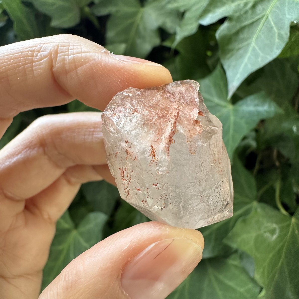 【るる】エレスチャルクォーツ(レッド)　原石 原石としては珍しい存在！？レッドエレスチャルクォーツの結晶 - 石の