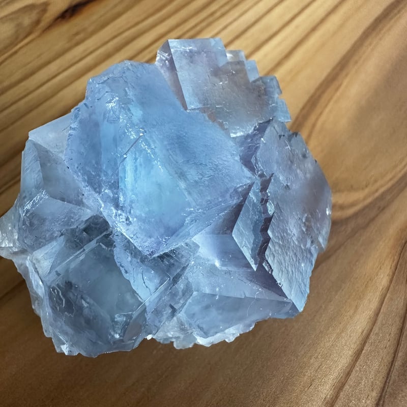 ブルーフローライトクラスター No.1（虹入り） | Native Stellar Alchemy