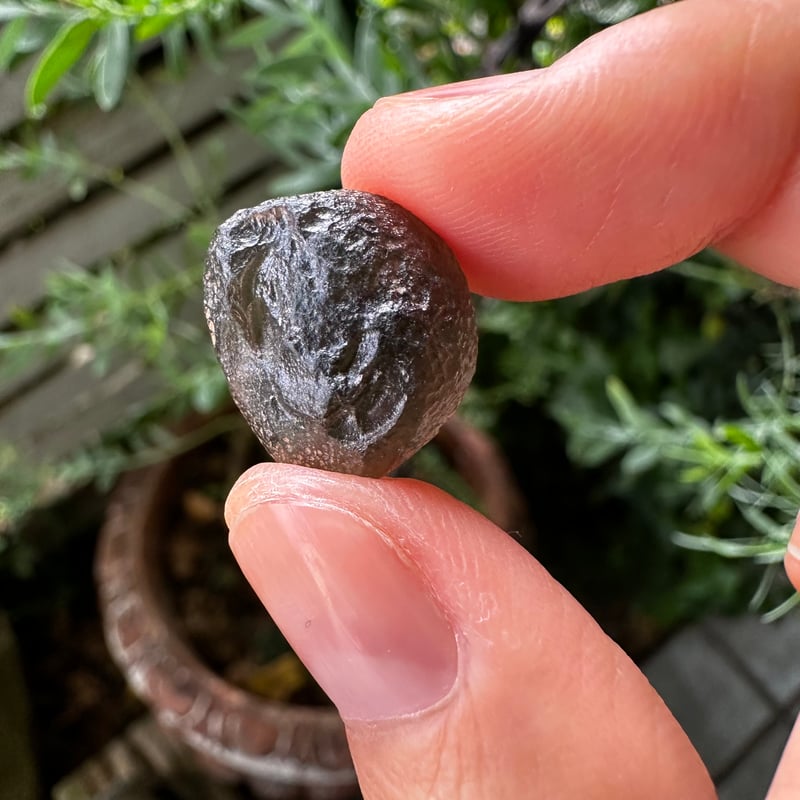 コロンビアナイト隕石（Koronbianaito）原石希少 楽天市場】コロンビアナイト 原石 チンターマニ ストーン 隕石