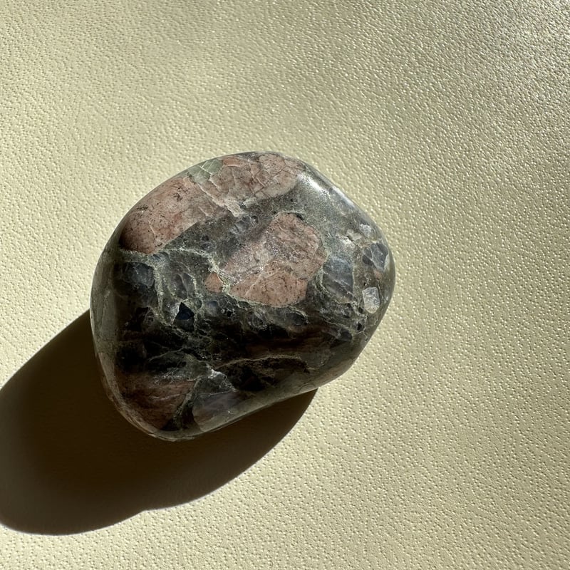 ケセラストーン タンブル No. 7 | Native Stellar Alchemy