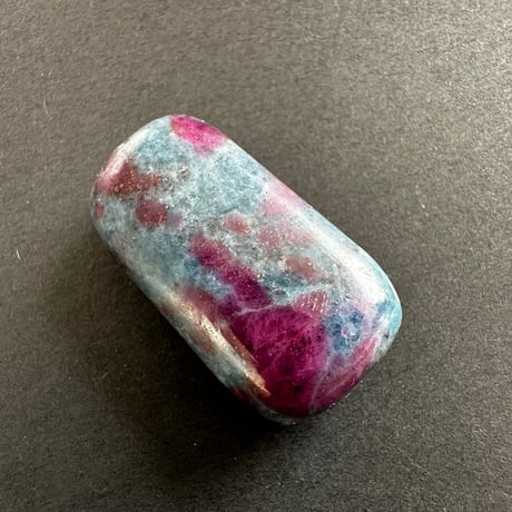 ルビーインカイヤナイト | STORES