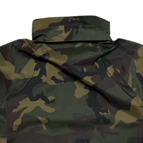 POLO RALPHLAUREN　"PERFORMANCE" NYLON JACKET