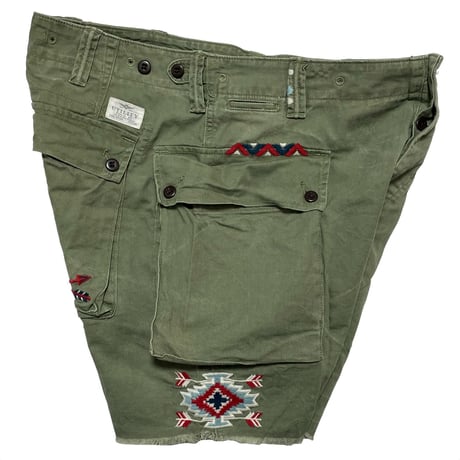 POLO RALPHLAUREN　"NATIVE EMBROIDERY" CARGO SHORTS