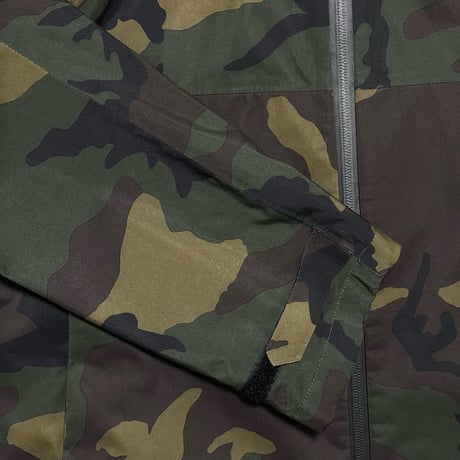POLO RALPHLAUREN　"PERFORMANCE" NYLON JACKET
