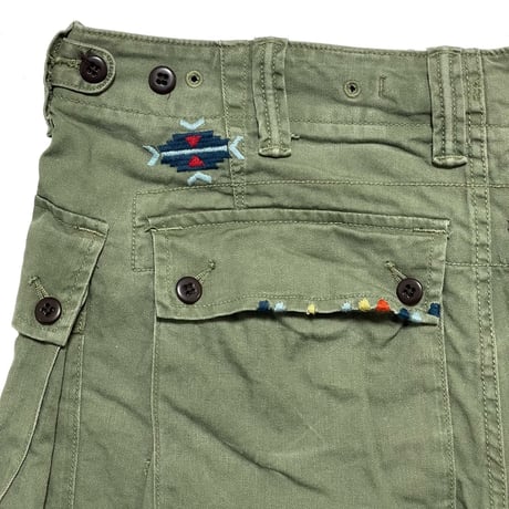 POLO RALPHLAUREN　"NATIVE EMBROIDERY" CARGO SHORTS