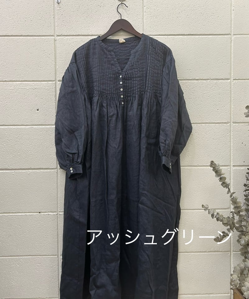 ひろ0アッシュグリーン*ピンタック多ボタン前あきロングワンピース麻993 ロングワンピース .-- SNOWY （ダークグリーン） -MANGO