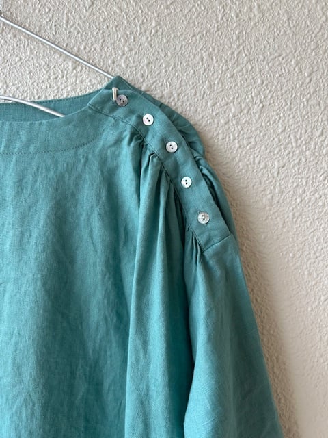 08Mab 肩ボタン開きワンピース | Atelier links