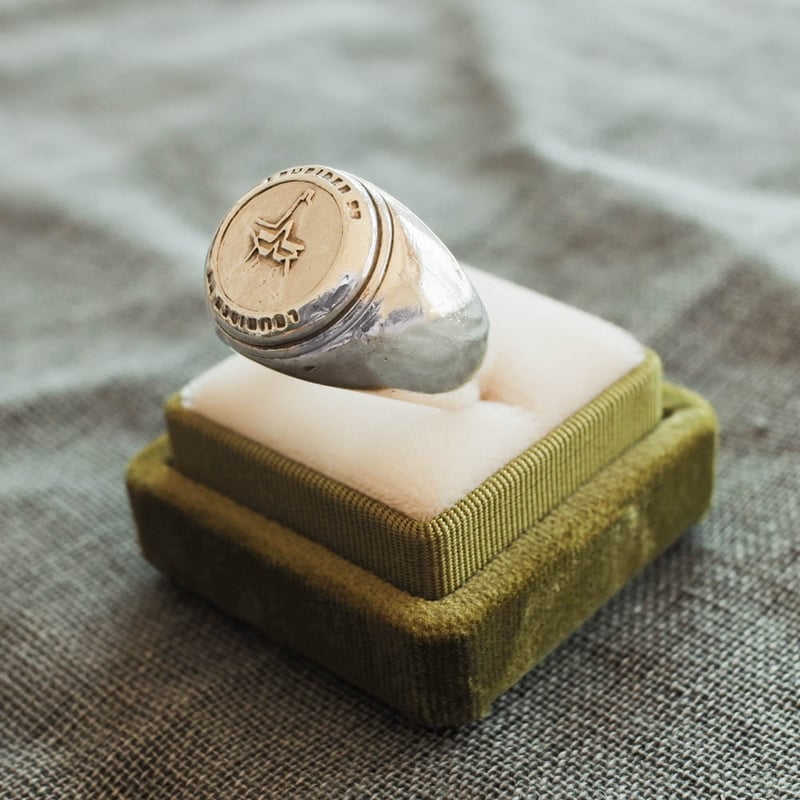 シルバー エングレーブド シグネットリング 18号 ビンテージ ヴィンテージ メンズリング 18号 シルバーカラー Signet Ring - メルカリ