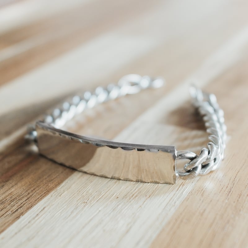 US Exclusive idブレスレット 2022年8月 4日：US BLOG