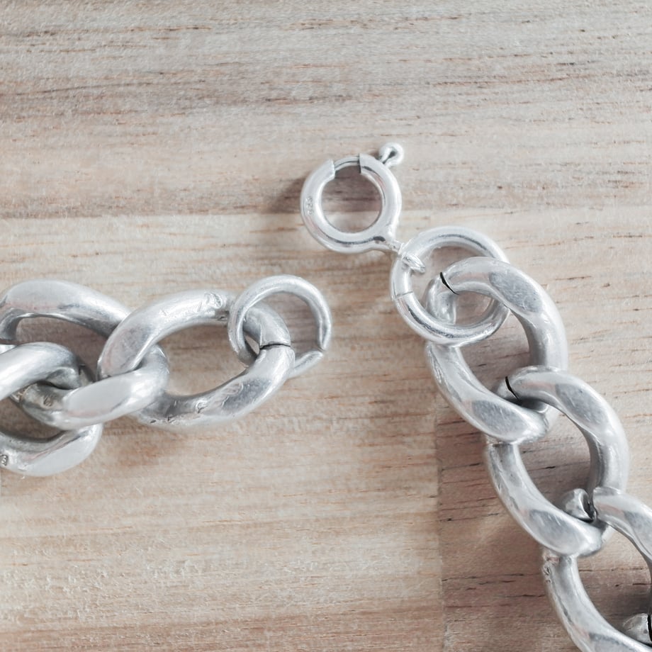 6a22a05381861339bea16e4f