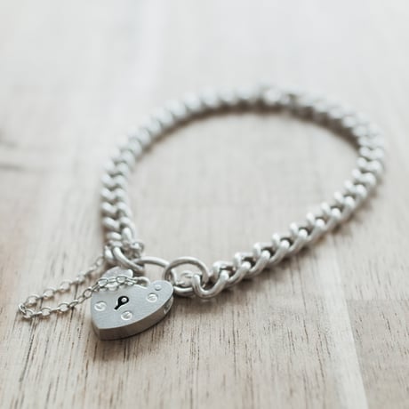 英国製 シルバー925 バドロック 南京錠 鍵 ブレスレット ageteアガット 英国製 シルバー925 バドロック 南京錠 鍵 ブレスレット agete