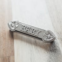 【英国製 1892年 ヴィンテージ】シルバー ブローチ ホールマーク：チェスター イギリス m149