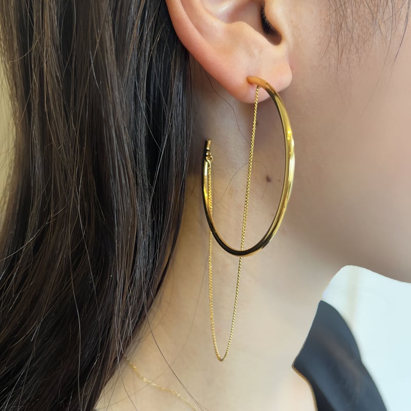 アシンメトリーフープピアス | Haneul