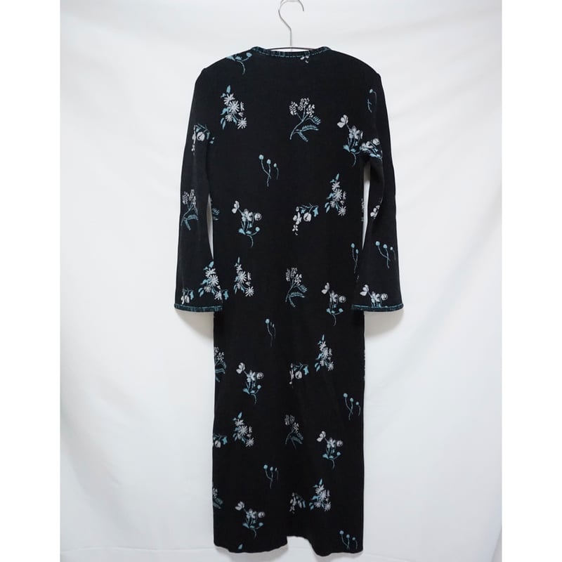マメクロゴウチ/Floral Jacquard Knitted Dress