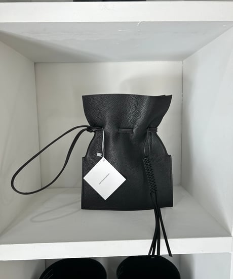 Hourglass Pouch : Vintage Black