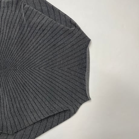 ISSEY MIYAKE A-POC INSIDE half sleeve knit
