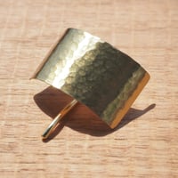 Yokihi lab 真鍮のスクエアヘアカフ