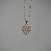 INYENYERI  Heart-shaped Necklace