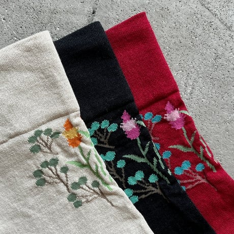 yahae sui | Organic Cotton Rubber Free Flower Socks