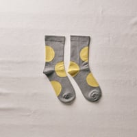 yahae sui | Cotton Rubber Free Asymmetry Dot Socks　Yellow