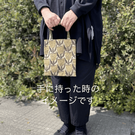 小さな布バッグ　４