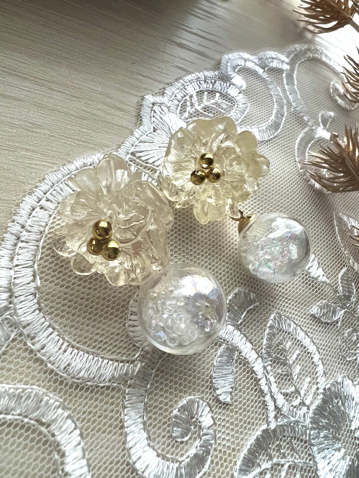 シャボン玉とお花のピアス | me,llow