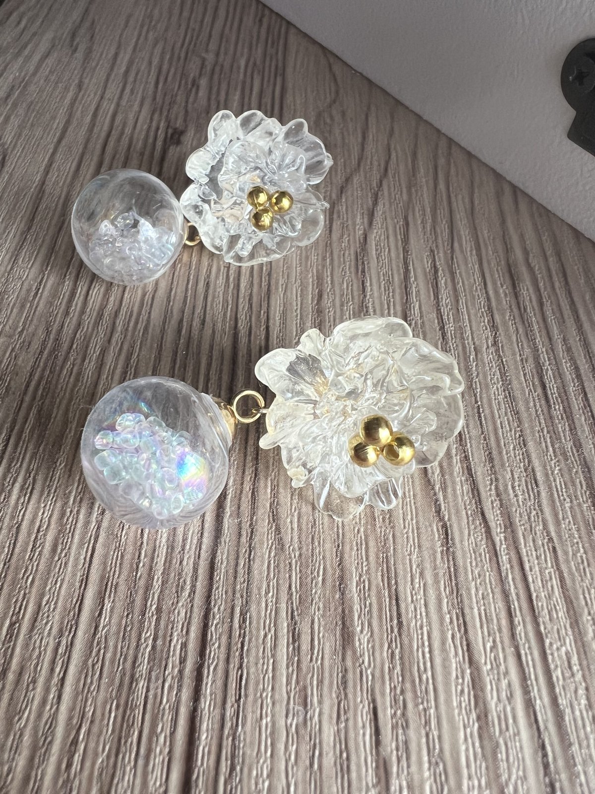 シャボン玉とお花のピアス | me,llow