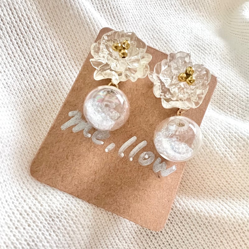 *お花と淡路玉のピアス*【No.258】 シャボン玉とお花のピアス | me,llow