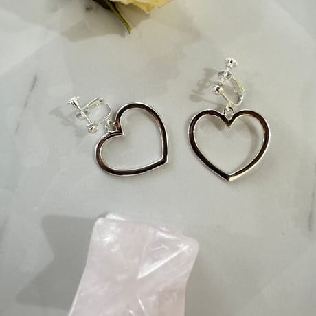 【受注制作】ハートsilverイヤリング・ピアス(小さめ)