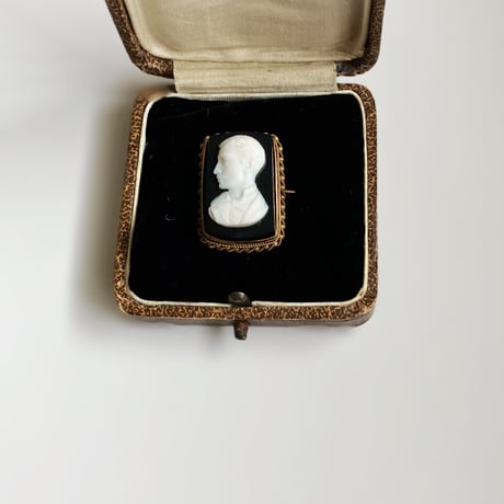 イギリスアンティークブローチ | STORES