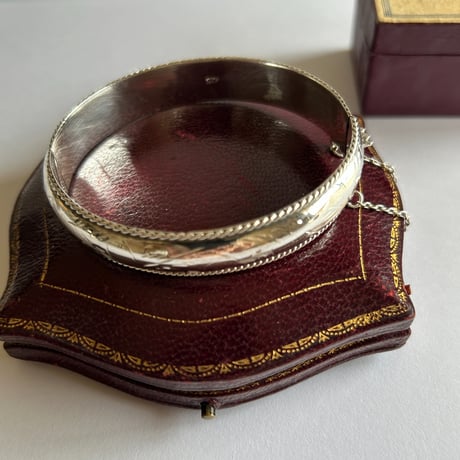 STORES バングルの検索結果