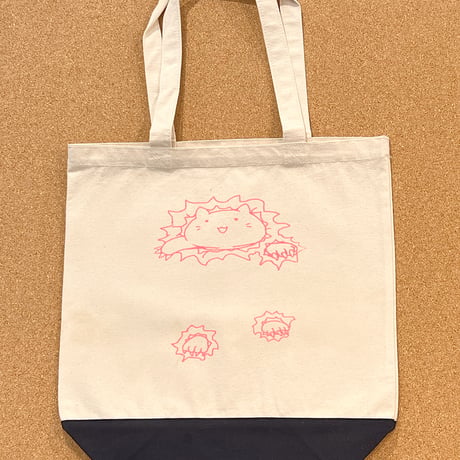 にゃんこ飛び出し注意！　トートバッグ