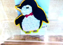 ペンギン　刺繍ブローチ