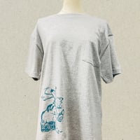 やさぐれうさぎ　ポケット付きTシャツ