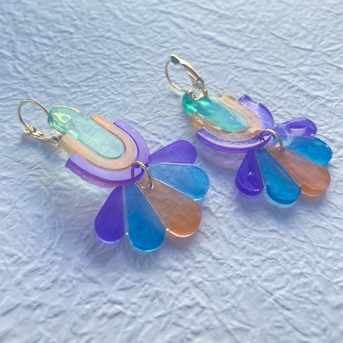 カラフルクリアピアス | Handmade accessory shop TukTuk