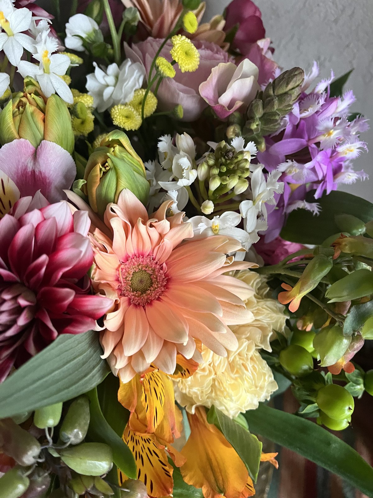 季節のお花セットM | おかやま生花店