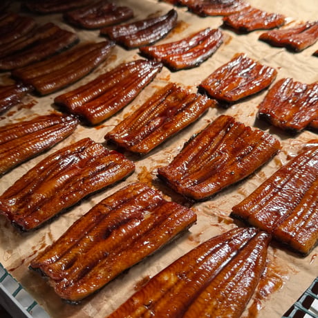 【近日公開】UNAGI MANIA（国産うなぎ 蒲焼270g  白焼180g)