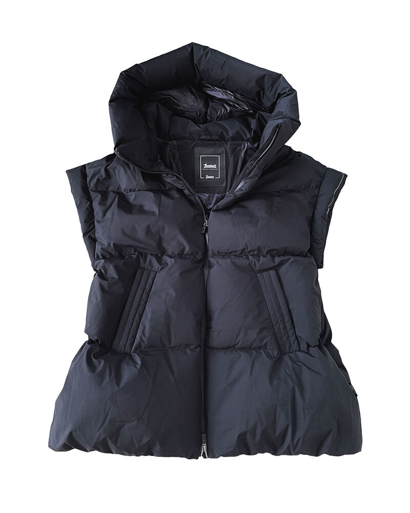 HERNO 】 COUTURE LAMINAR フレンチスリーブジレ（ブラック）46サイズ