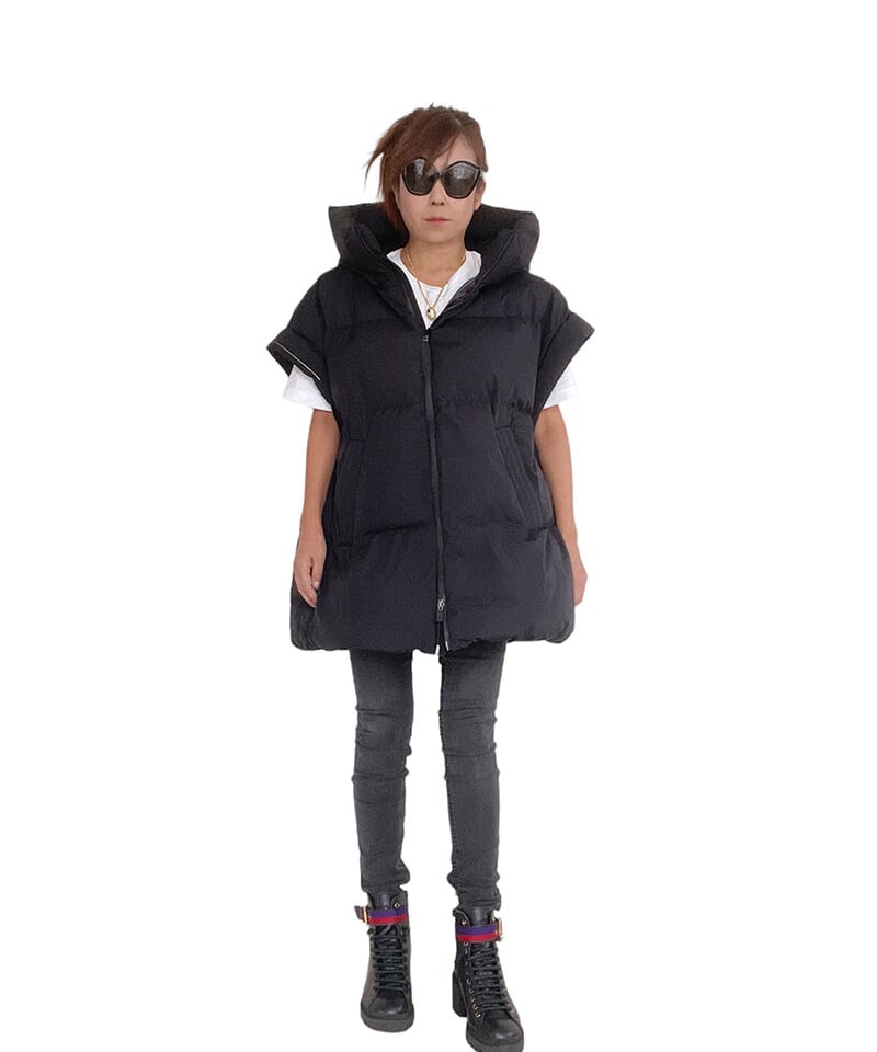 HERNO 】 COUTURE LAMINAR フレンチスリーブジレ（ブラック）46サイズ