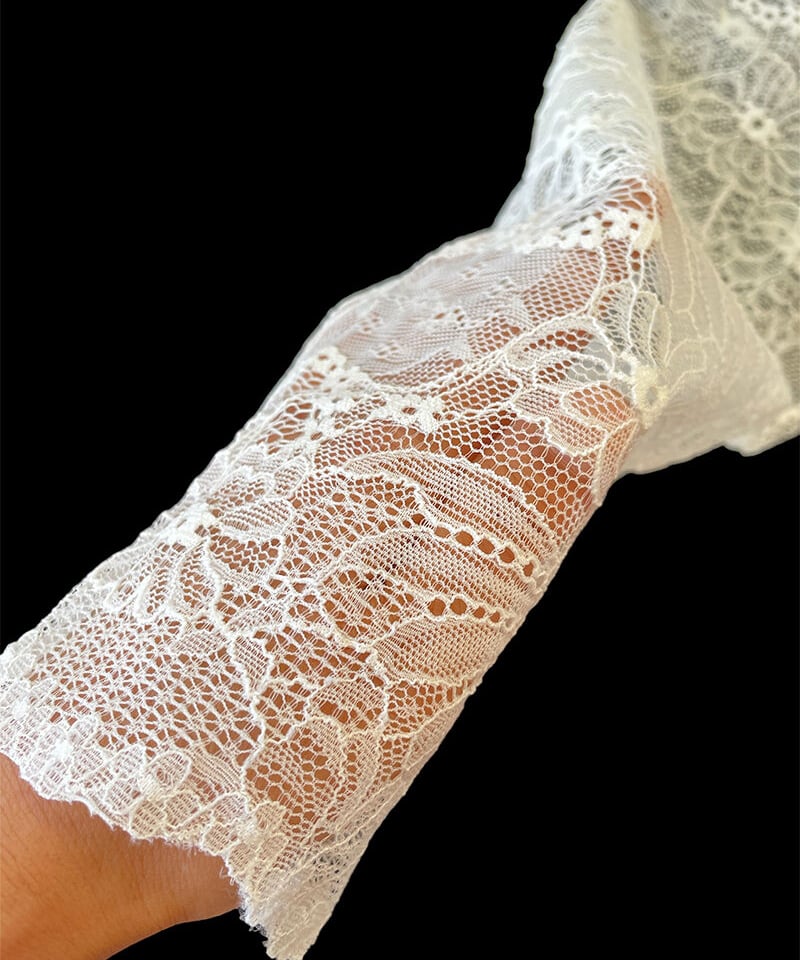 Pierre Mantoux 】デコルテも抜かりなく！ピエールマントゥーレース