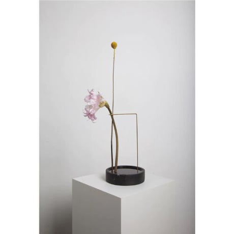 Posture vase n.3