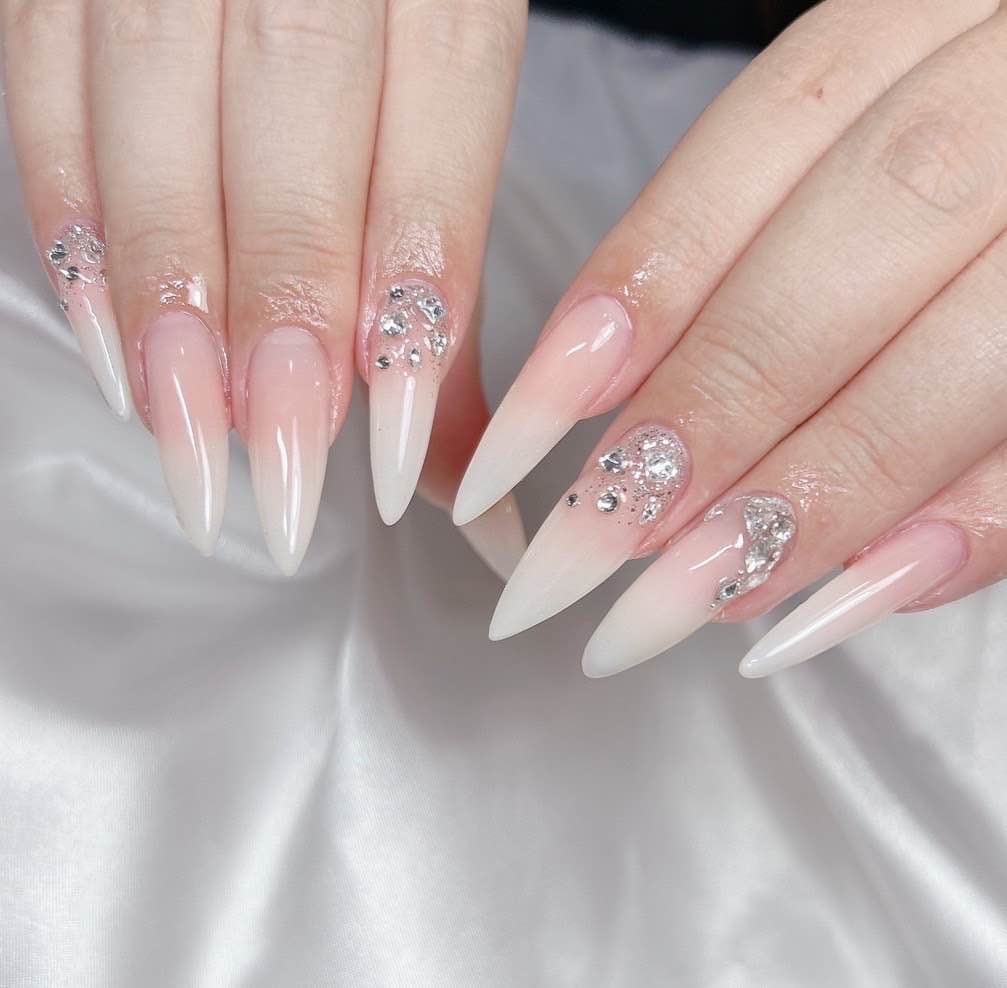 ピングー　ストーン「スタチュー」ミニサイズ ミニピョンストーンクリスタル正射角(50個) | Boutique Korea -Japan公