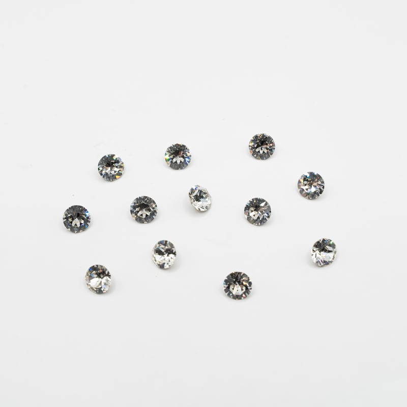 スワロフスキー Vカット ss24 | Boutique Korea -Japan公式Shop-