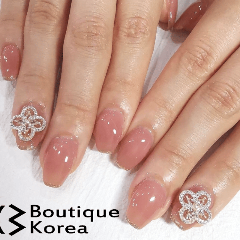 四つ葉のクローバーパーツ 全2色 | Boutique Korea -Japan公式Shop-