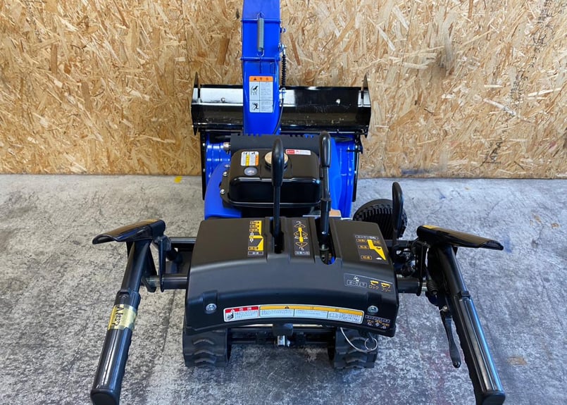 ☆美品☆値下げYAMAHA除雪機YT660-B排土板付ライトLED