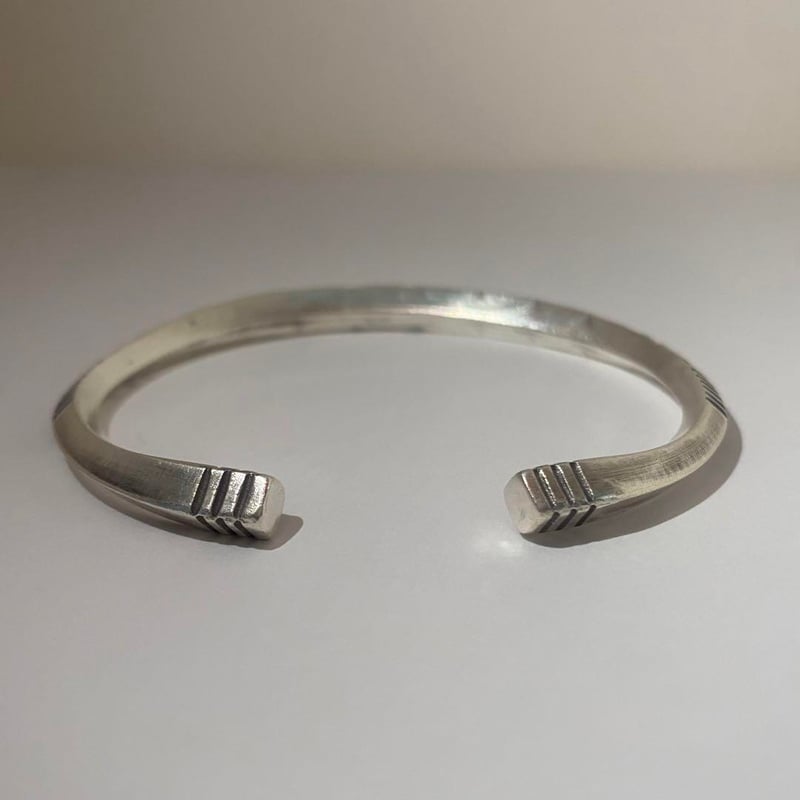 KARENSILVER カレンシルバー カレン族 バングル ブレスレット