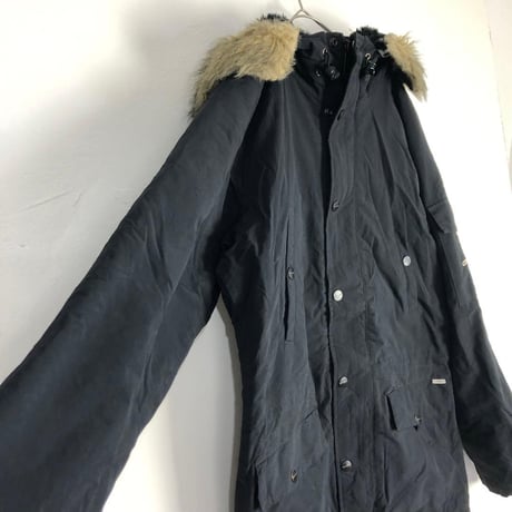 Carhartt　カーハート　アンカレッジ パルカ ナイロンジャケット