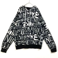 NIKE ナイキ　総柄　パーカー　フーディ　刺繍　ロゴ　黒　白