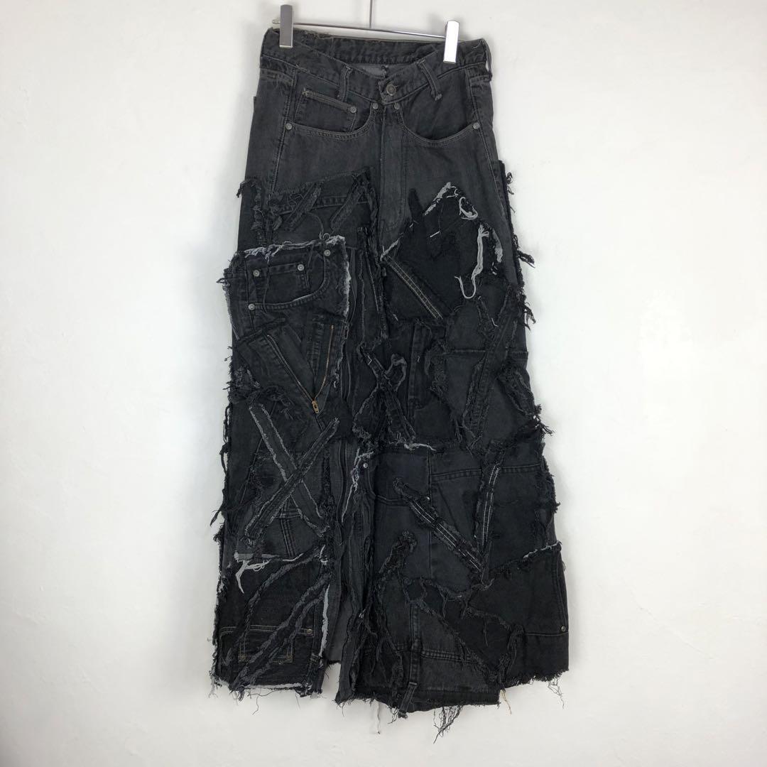 3052 リメイク　デニムスカート　再構築　パッチワーク　黒 リメイク ブラックデニム スカート リーバイス 革タグ 再構築 パッチ