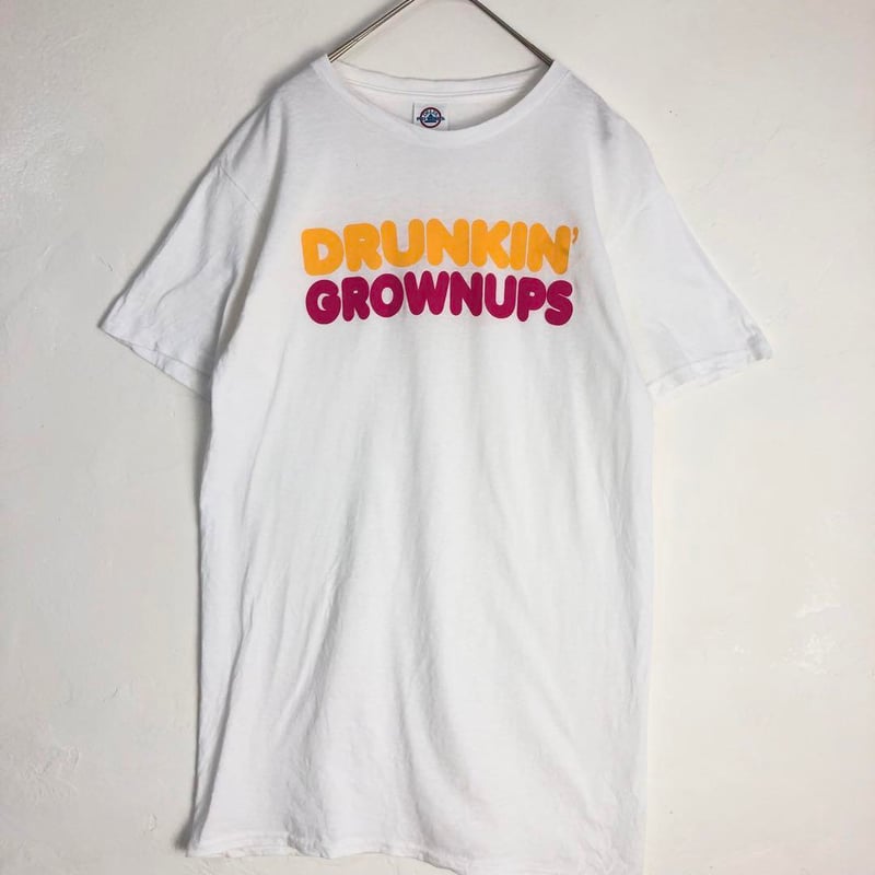 DRUNKIN' GROWNUPS ダンキンドーナツ 企業 パロディ 半袖 Tシャツ | PE